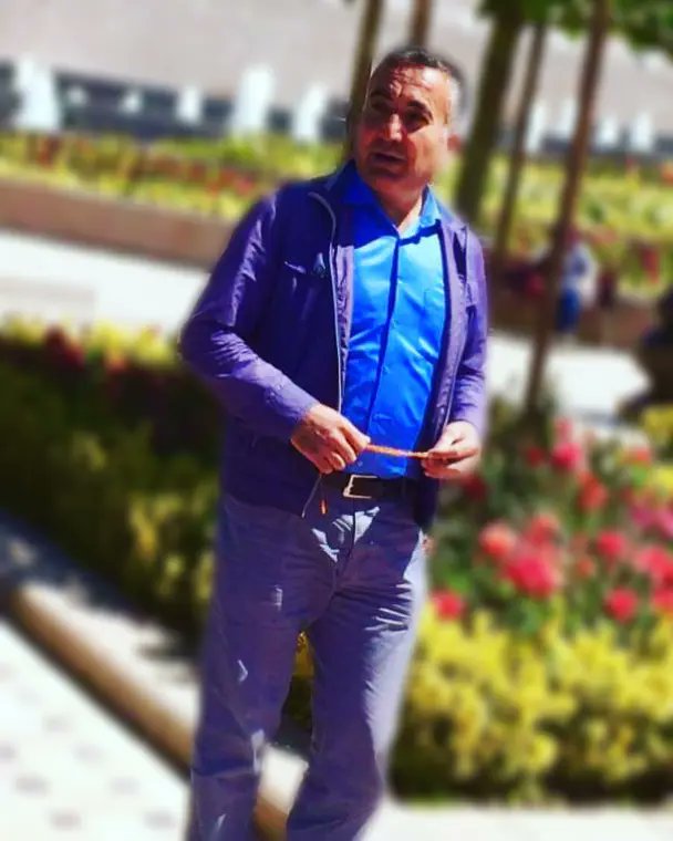 Bir şey lazım!
Şöyle herkesin umudunu tazeleyecek bir şey...  

İskender Pala
#GeceyeBirSöz. ☙