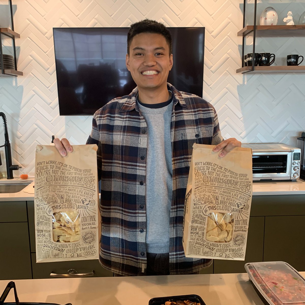 SpiderDesign's tweet image. Chip chip, hooray—it's Ryan's birthday! 🎉🥳

We're lucky to have Ryan on the team and hope his day is just as awesome as he is.