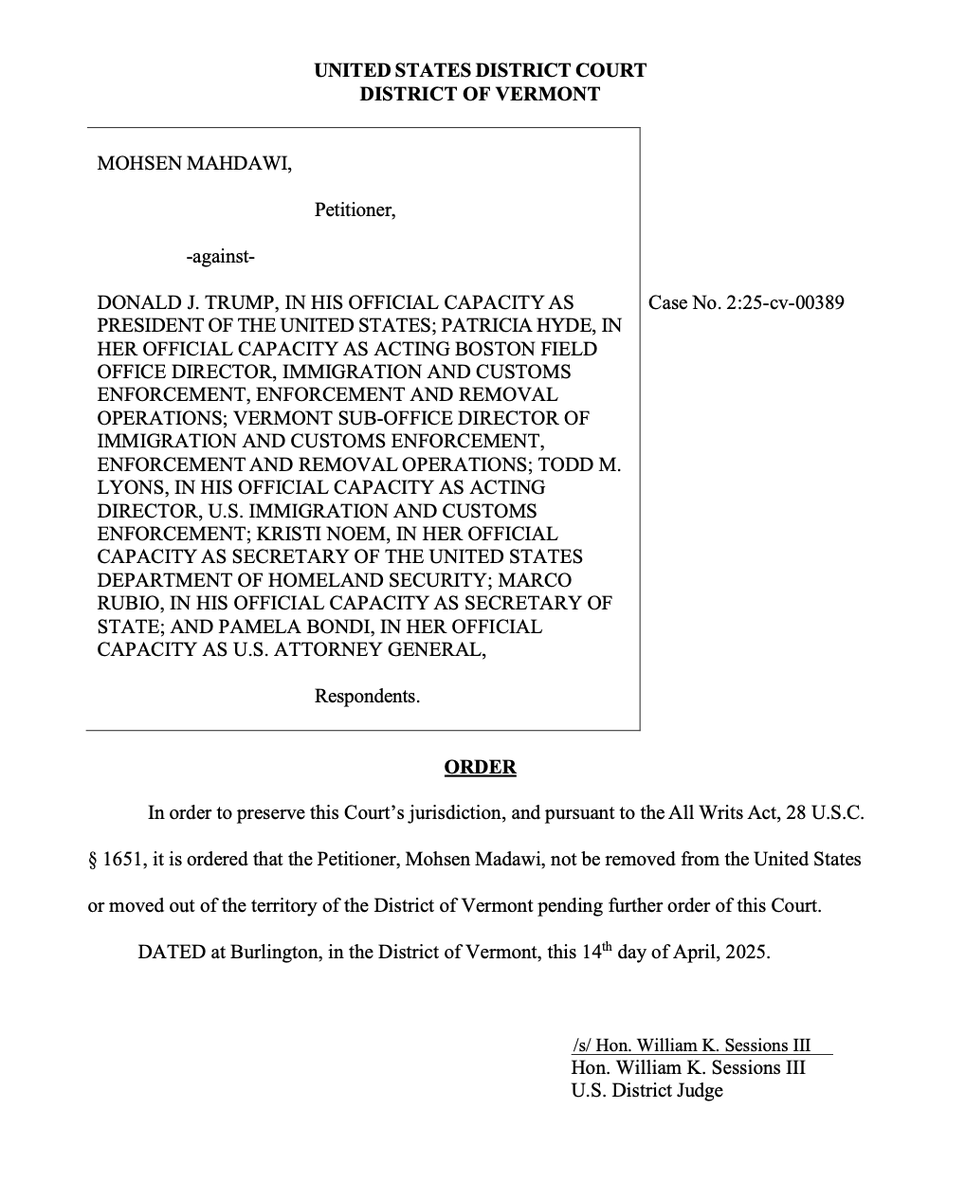 prem_thakker's tweet image. New — The court has issued a temporary restraining order blocking the removal of Mohsen Mahdawi from the US or Vermont.

The Trump-Vance administration ignored such an order previously, when it moved Rumeysa Ozturk out of Massachusetts to Louisiana.
