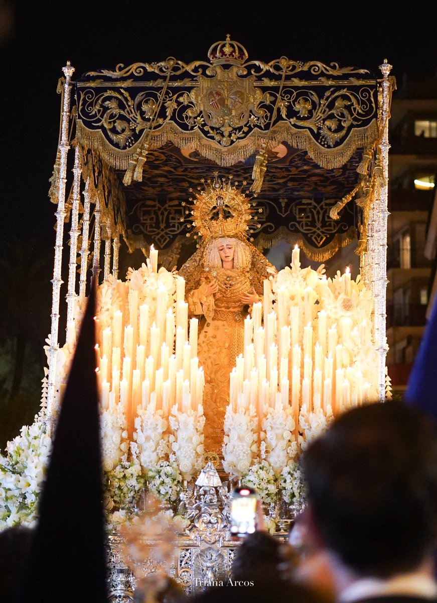 ESTRELLA 

<a href="/hdadlaestrella/">La Estrella</a> 

#SSanta2025 #SSanta7TV #SSantaSevilla25 
#InfoOficial #DomingoDeRamos