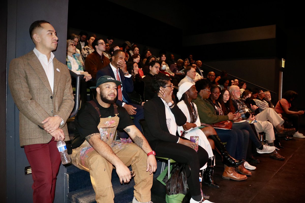 Elevated Chicago tweet media