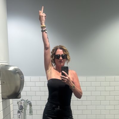 Jenniferlimited's tweet photo. #NewProfilePic https://t.co/19TtIcETSj
