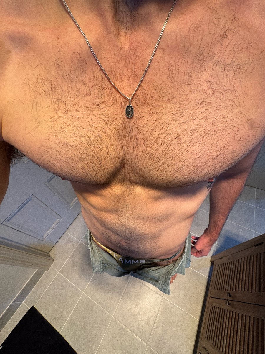 Lachy (@romeohomo) on Twitter photo 