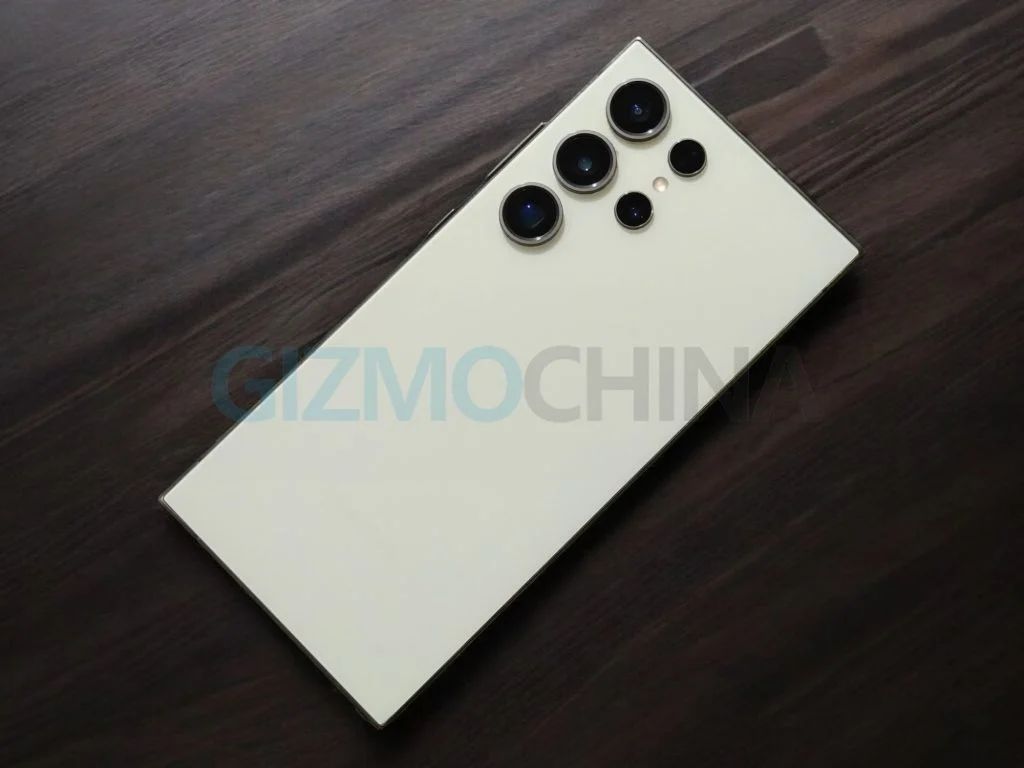 gizmochina's tweet image. One UI 7 rollout back on track after brief pause, says tipster 

buff.ly/3HN686u

#oneui7 #OneUI7Update