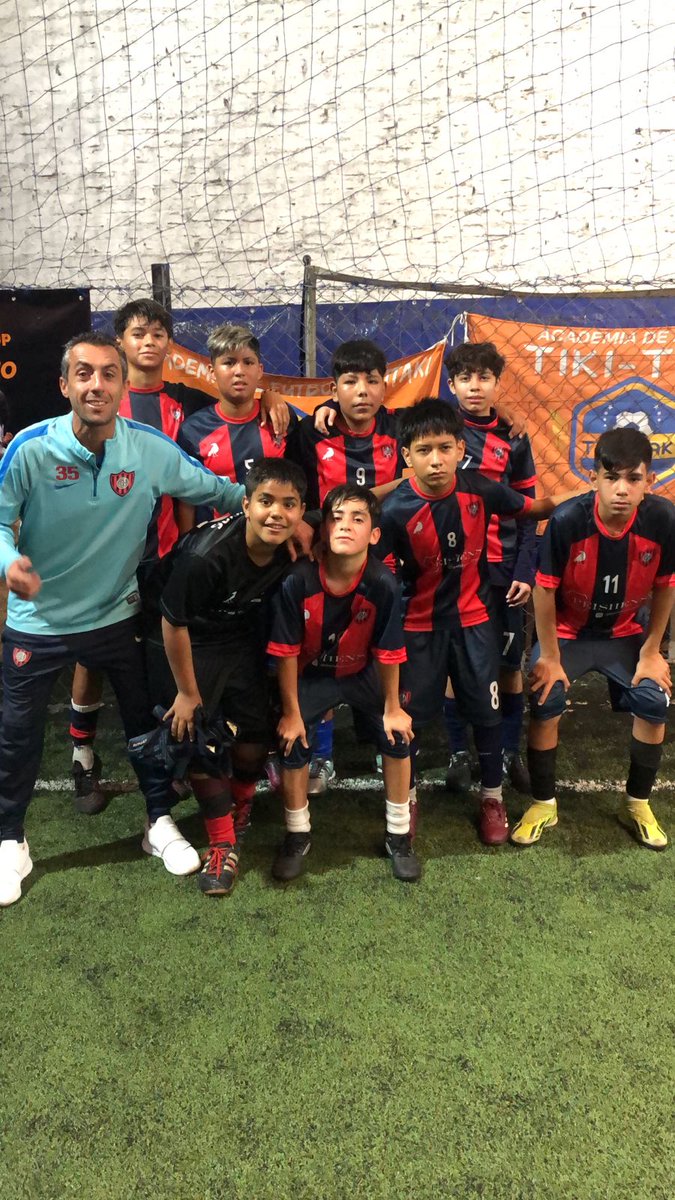 ESCUELA FUTBOL CASLA tweet media