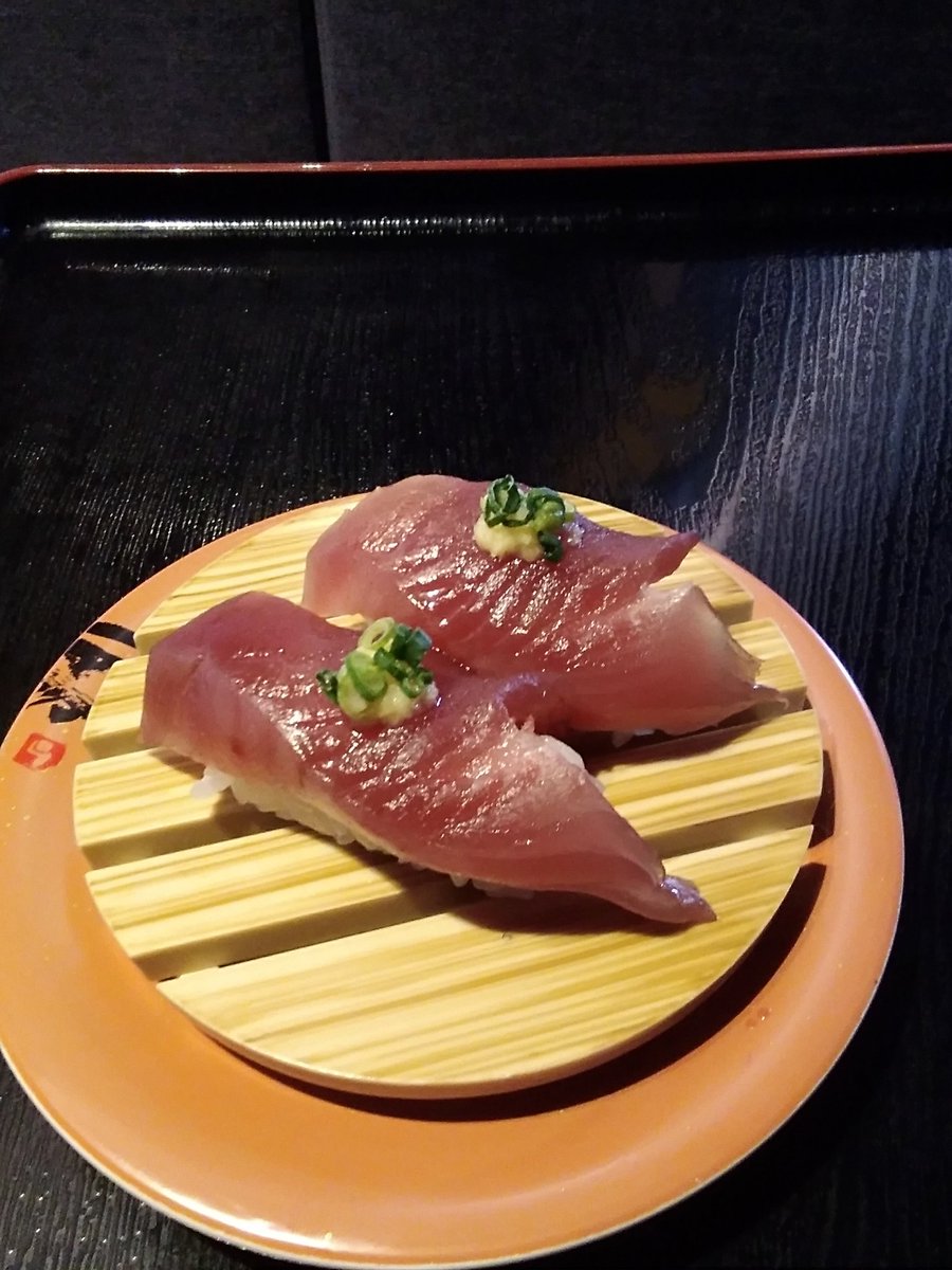 🌸いちば寿司🌸期間限定✨
　　とれどき祭り🎉と感謝祭🎉は20日迄🤷
　🔹春の5貫盛り🔹白身魚のカルパッチョ
　🔹茶碗蒸しとミニソバ付春の彩り丼

🐟他にも✨
　🔸鰹握り🔸鰹タタキ握り🔸鰹タタキ漬け丼

🎬#サンセット・サンライズ✨の
　🍣おもてなしセット　
　
　他メニュー盛沢山😆🙌です❗