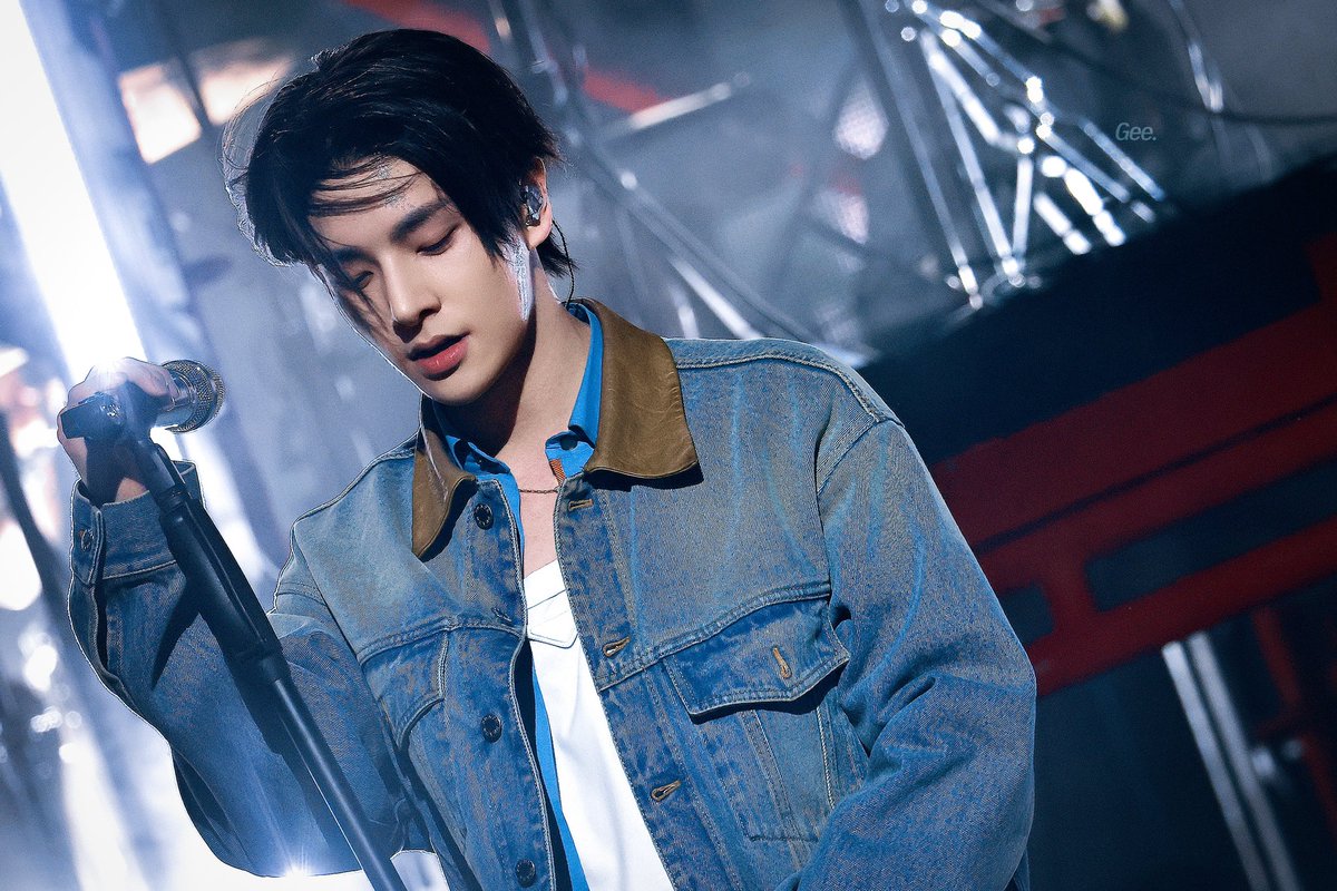 gee_jake's tweet photo. 250412 COACHELLA

#JAKE #심재윤 #제이크 
#ENHYPEN #엔하이픈 https://t.co/72gIXocR9d
