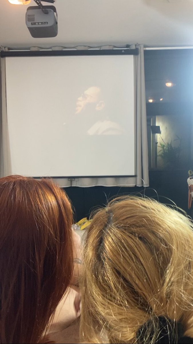 MateusTeodor's tweet photo. Vai lá conferir no 🍊 @MaiteSasdelli 
@maisa_pravo https://t.co/gprzb7dwxW