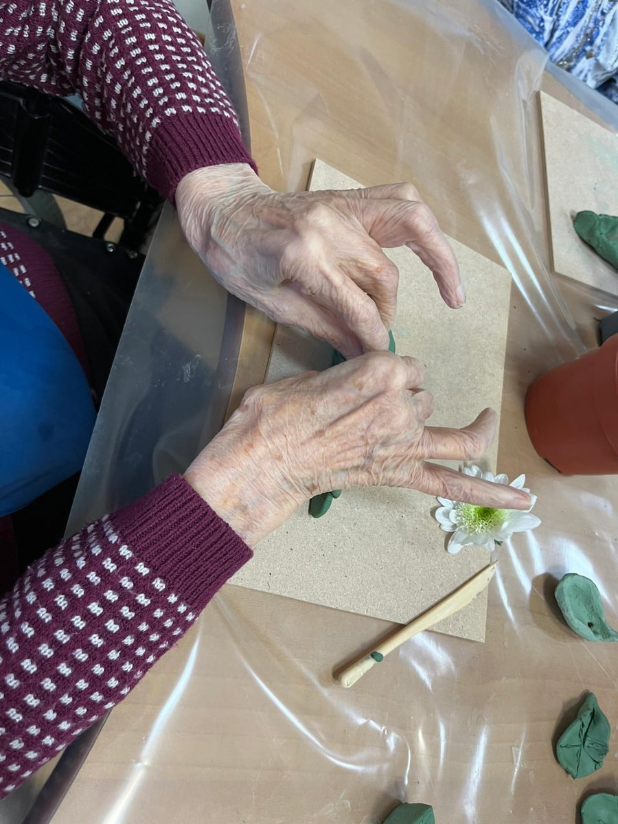 Be a warm person, live towards the sun! If your heart is warm, the world will be warm too.