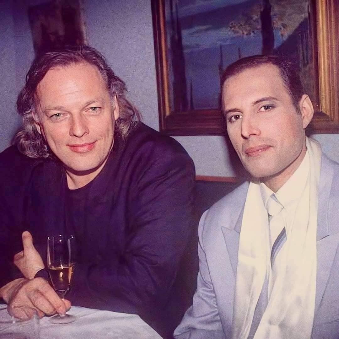 Freddie Mercury &amp; David Gilmour… Pink Floyd &amp; Queen