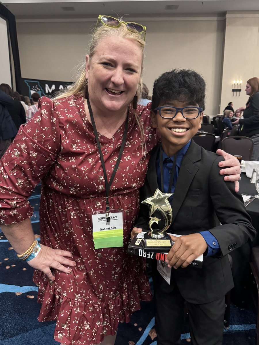 ebelionlibrary's tweet photo. So excited for a day filled with inspiration—meeting amazing authors, learning from their stories, and seeing one of my very own former students take the stage to present an author award! Full-circle moments like this remind me why we do what we do. #MASLSC @cpslibrarymedia https://t.co/OKeIiiOdcv