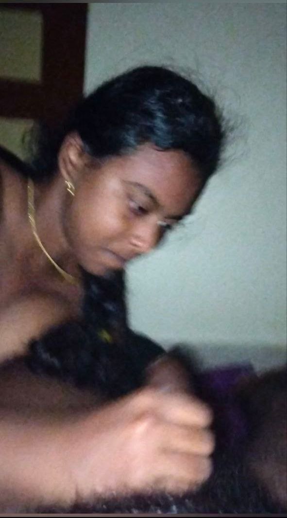 lingeshkr's tweet photo. Tamil rare photos and videos
Full collection on premium grp

Demo https://t.co/iVpkyWfSef https://t.co/Swu75Q8x3i
