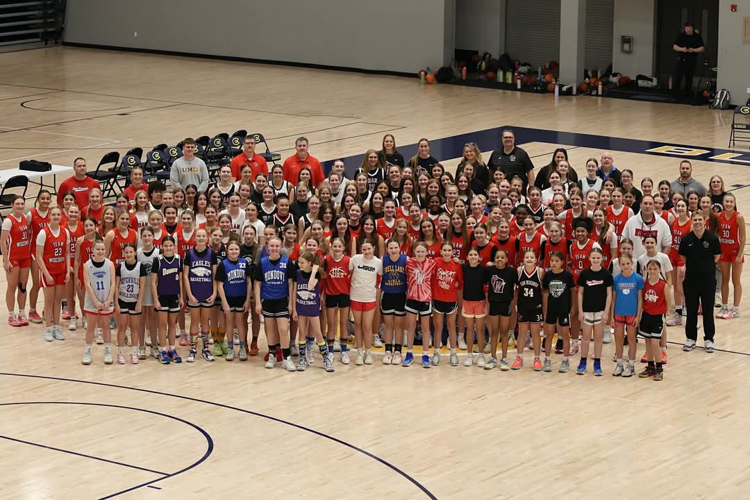 Mark Noll (@coachmarknoll) on Twitter photo Here is a pic from yesterday's Team Wisconsin kickoff event celebration of 40 years of AAU Basketball.
<a href="/AAU_Basketball/">AAU Basketball</a> <a href="/teamwinoll/">Team Wisconsin Girls</a> <a href="/vcteamwi/">Team Wisconsin</a> Here is a pic from yesterday's Team Wisconsin kickoff event celebration of 40 years of AAU Basketball.
<a href="/AAU_Basketball/">AAU Basketball</a> <a href="/teamwinoll/">Team Wisconsin Girls</a> <a href="/vcteamwi/">Team Wisconsin</a>