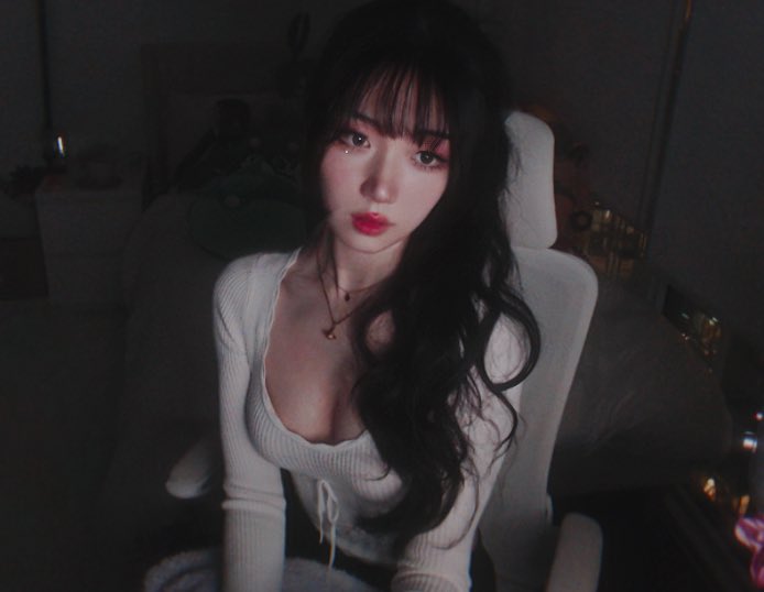 glittr 💿 tweet media