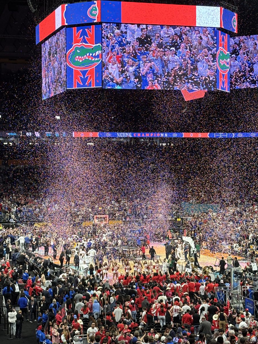 gatorsszn's tweet photo. 1 week ago… The Gators won the National Championship 🐊 https://t.co/QJDEsGCWJ5