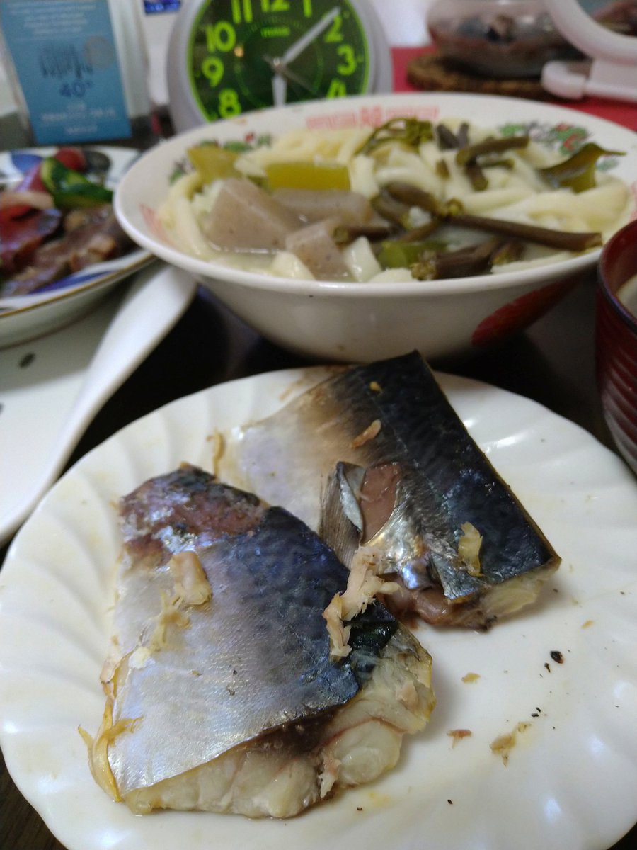 ht0816hide's tweet photo. 鰹の刺し身 https://t.co/xexRBWvfBe