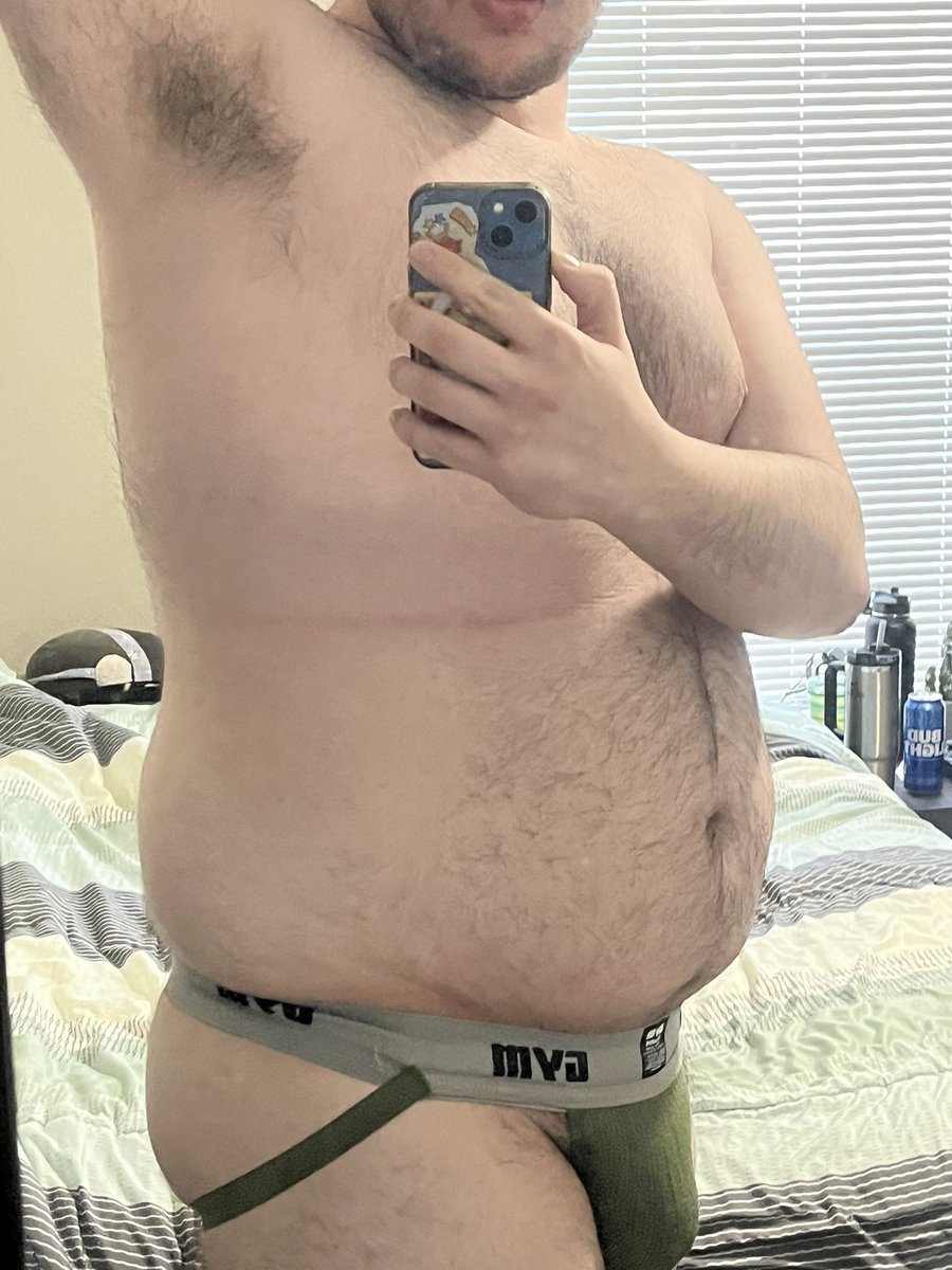 hey_fattie's tweet photo. feeling woofy af https://t.co/87yYo5DTP8