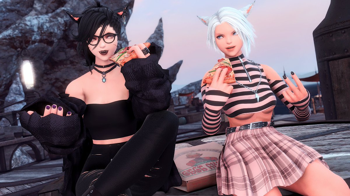 Pizza time and discussing the finer points of PvP at the Wolves' Den⚔️🍕
w/ Sensus Nero - Gilgamesh

#FFXIV📷 | #FF14📷 | #Gposers | #miqote