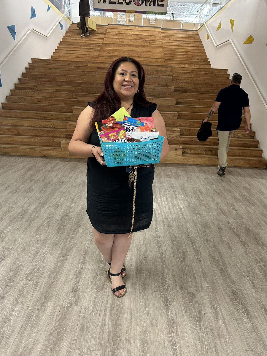 valvare2's tweet photo. A very happy (belated) National Assistant Principals Week to our wonderful admins Dr. Clark and Ms. A! Thank you ladies for all you do for our campus, @EEast915 teachers created these wonderful baskets filled with goodies to show our appreciation! @LidiaAnguianoH https://t.co/Gre3NVTIE3