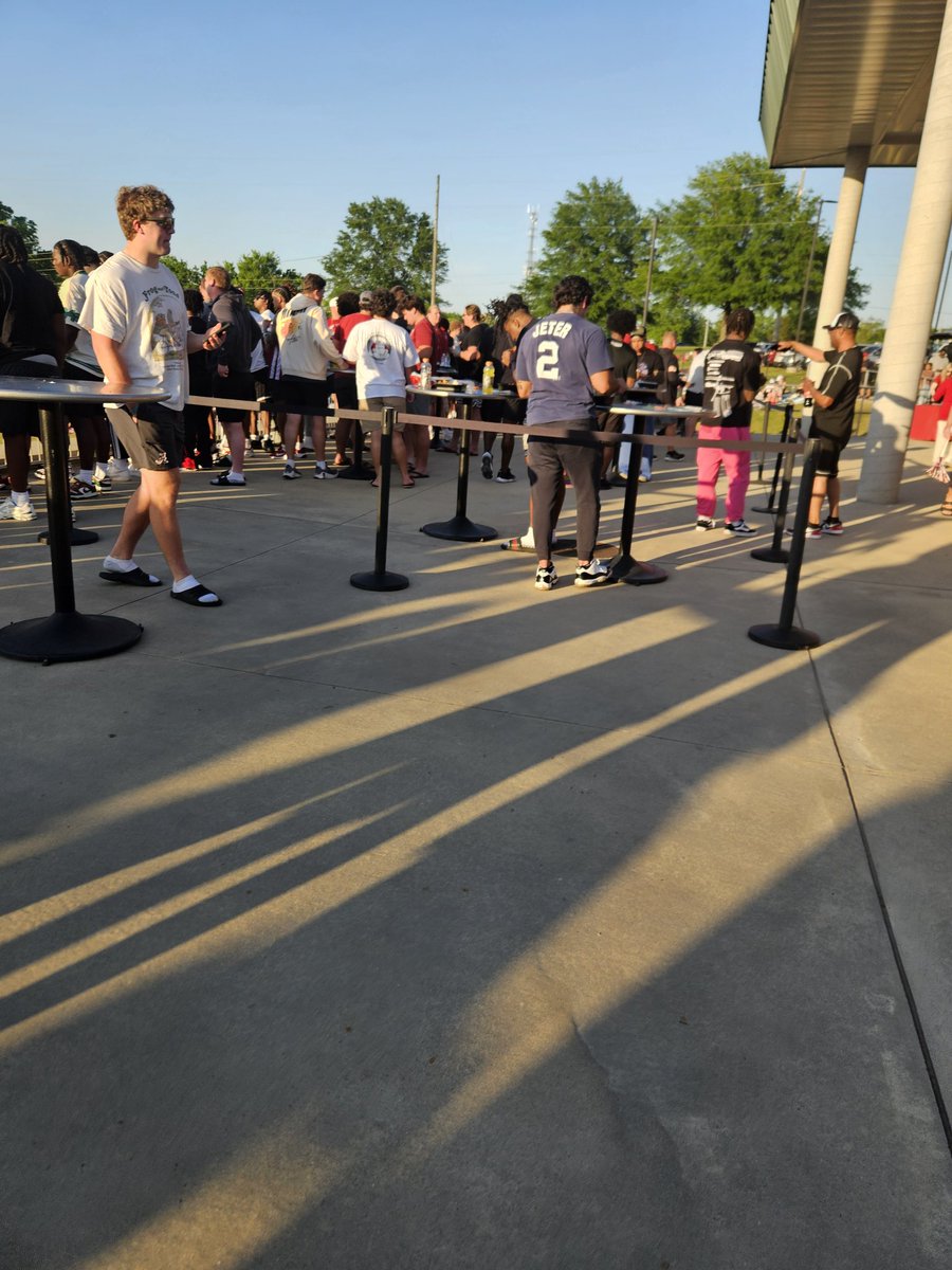 bohicks's tweet image. It's cool to see the football team here at the softball @AlabamaSB. They brought their own smoker....it's the same locally made one I have but like four times the size 😬