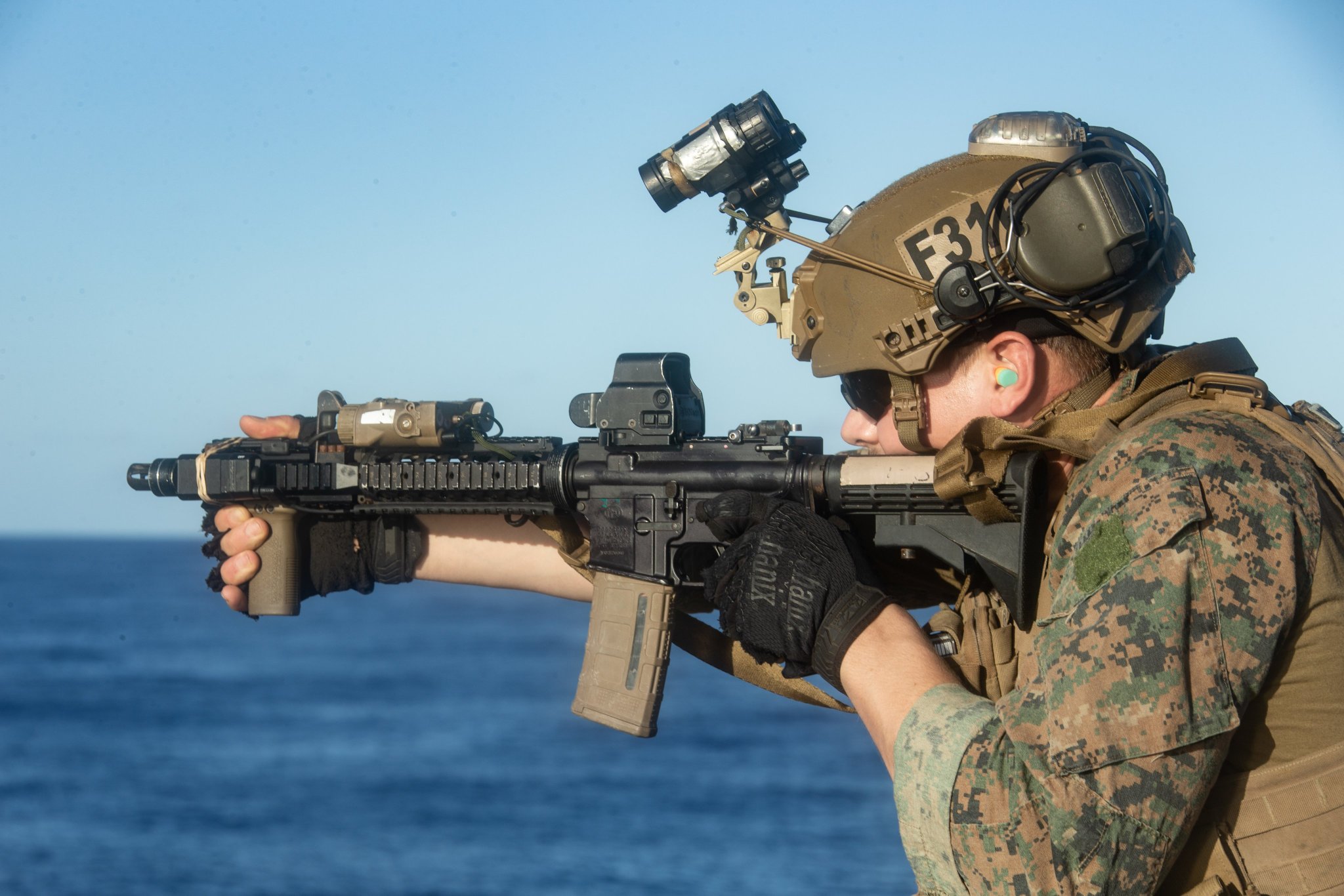 ERGO M4 フォワードレール