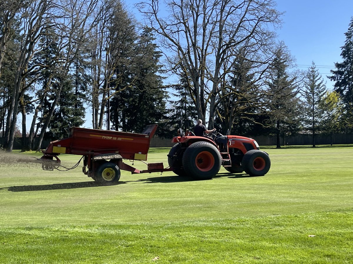 Another great Monday maintenance day knocked out by the crew. Bunker monitoring all work and squirrels. Started fairway aerification and over-seeding. With the nice weather and our current pace, it’s possible we could finish fairways this week. 🙏🤞