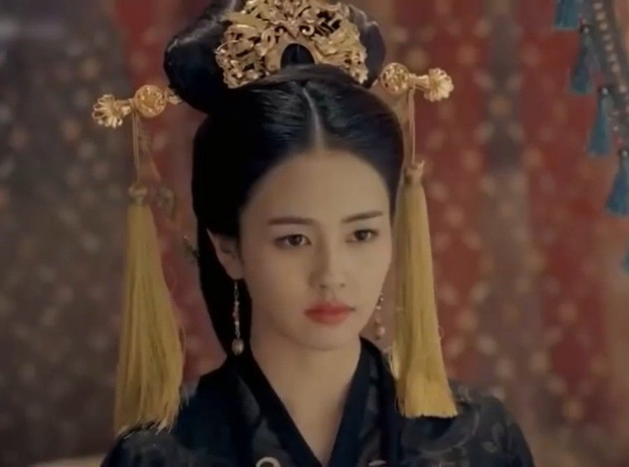 darkrivertes's tweet photo. Ja que o ano de engavetados, poderia resolver esses né kkk
#LoveandPassion / #阳光正好依然是你 - #YanYiKuan & #QinLan
#LoveinaFallenCity / #长风破浪 - #EthanJuan & #ZhuXudan
#ZhaoGe / #朝歌 - #ZhangZheHan & #WuJinYan & #BaiLu (IA?) https://t.co/eN8nfsc50O