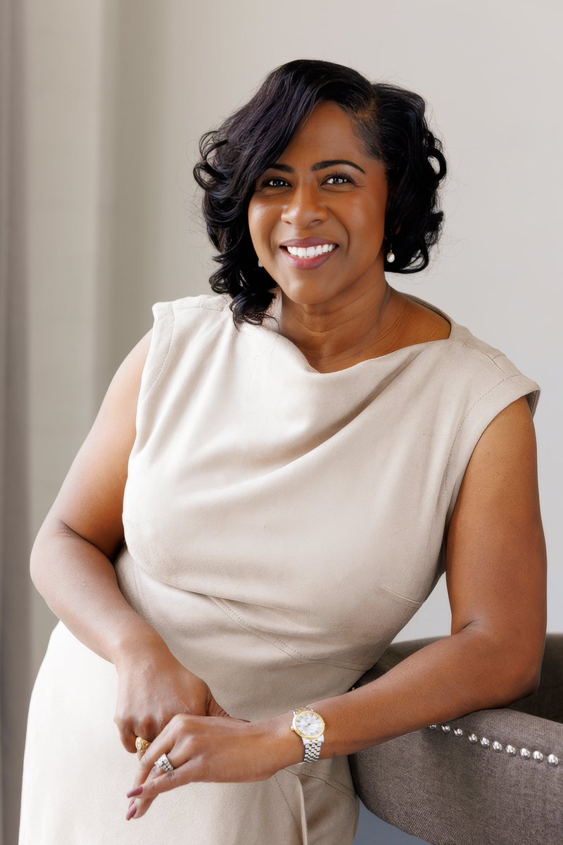 It's official. I'm Dr. Endia J. Lindo, Full Professor!