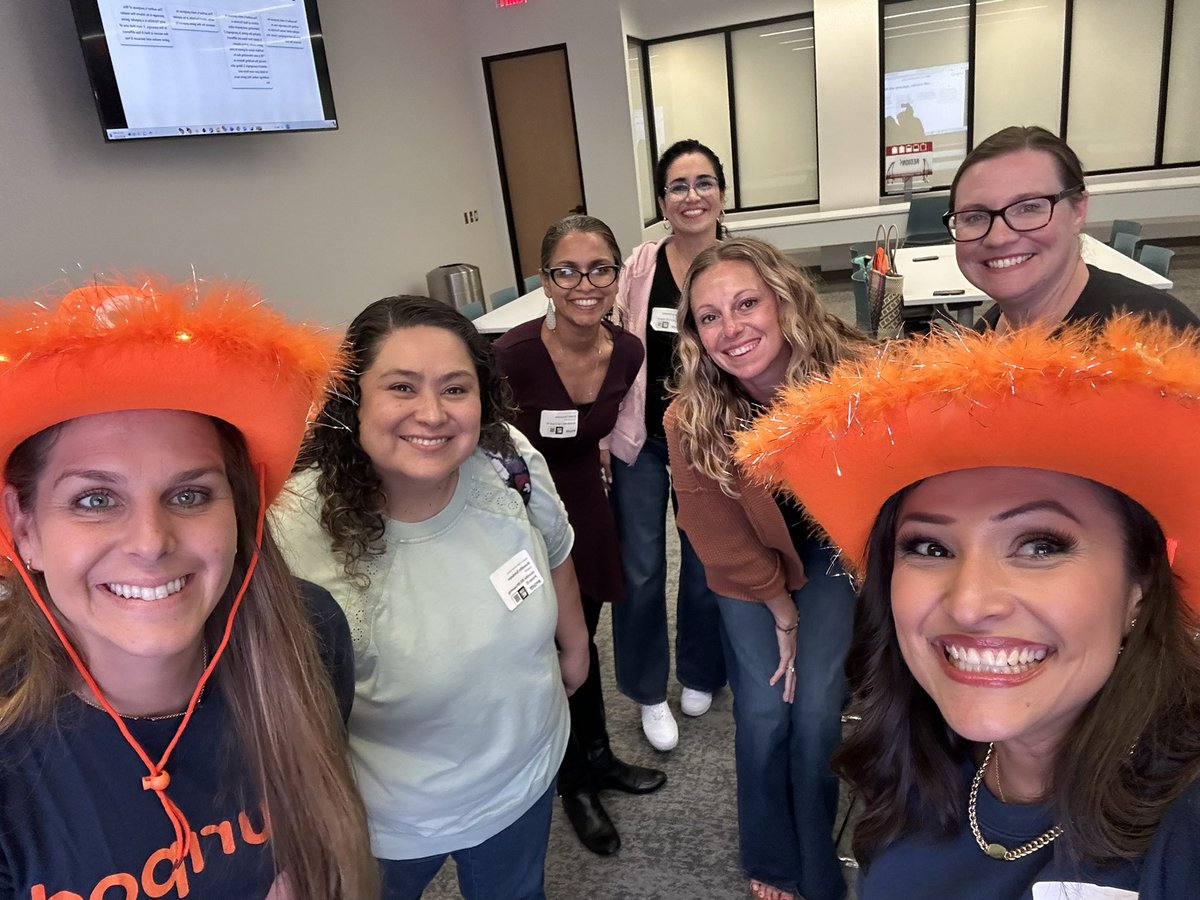 GarciaClau93244's tweet photo. Late post!

I had the privilege of joining my fav orange @curipodofficial crew at the Region 4 Digital Learning Conference and as always, it was a pleasure to connect, help share how-to’s, and learn from the most amazing educators and leaders in all things edtech. Leveraging AI as a power tool, not a crutch! 🧡✨🚀