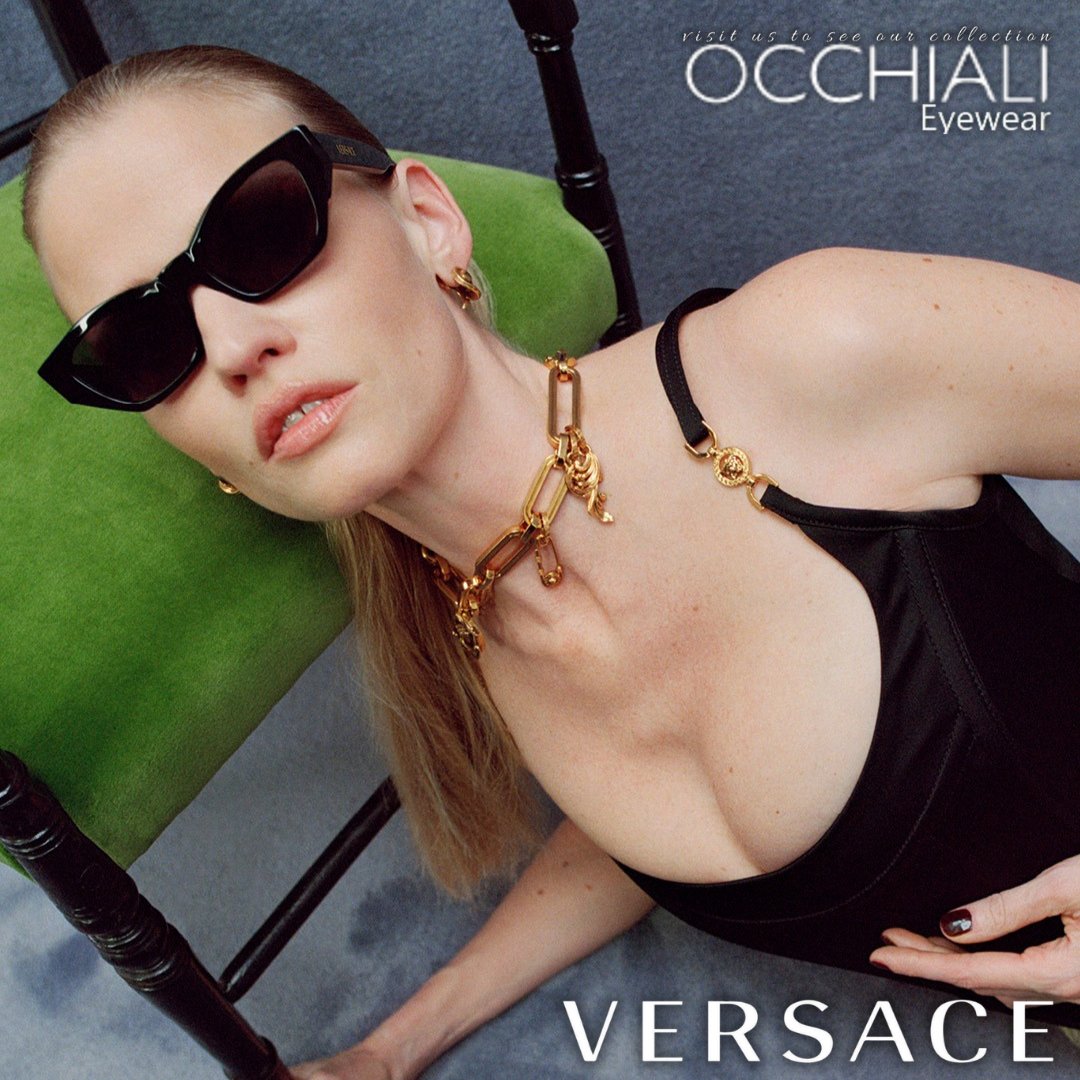 occhiali's tweet image. Lara Stone exudes elegance and confidence in the latest Versace Eyewear Spring-Summer 2025 campaign. #VersaceEyewear #LaraStone
Photo Credit: Versace
rpb.li/Qq63P
#vaughaneyewear #The6ix #6ix #vaughan #occhialieyewear #April #Spring #Occhialieyewear #Occhiali