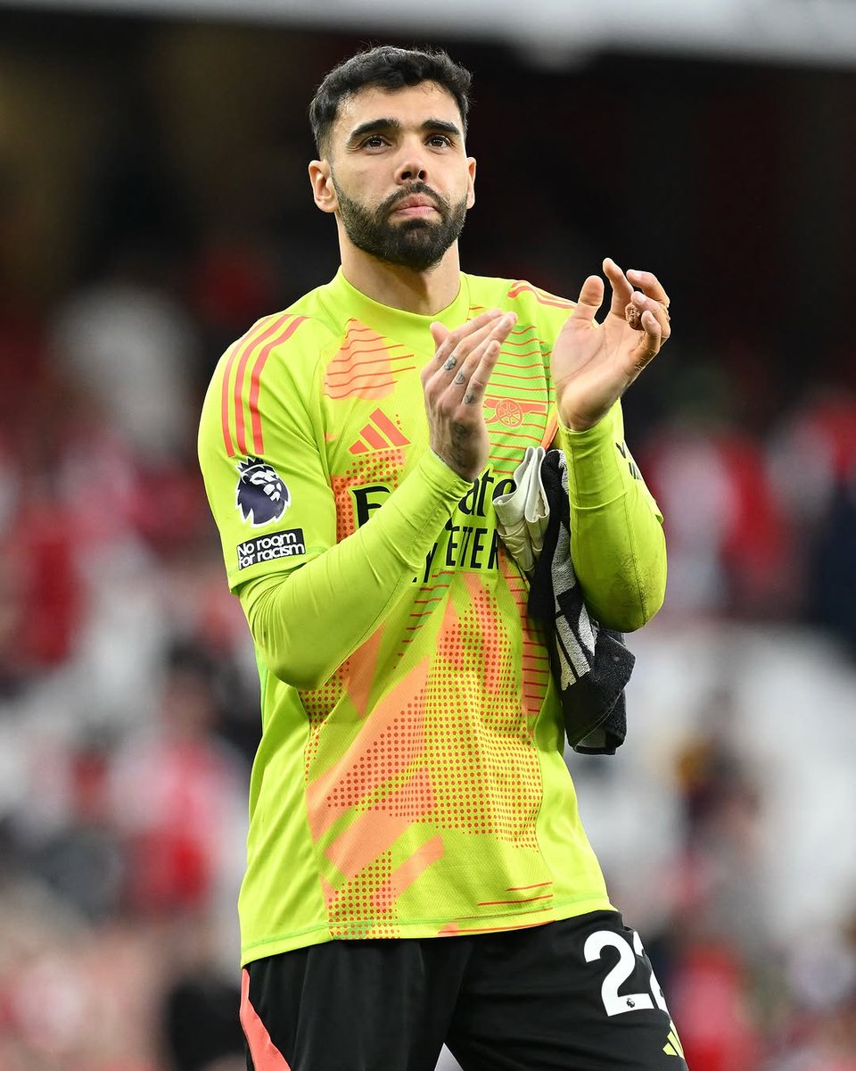 CADGooner's tweet photo. Arsenal 1-1 Brentford

The points are shared at the Emirates ahead of a big match mid-week! 🤝🏼

#ARSBRE https://t.co/Apo2ogE2zA