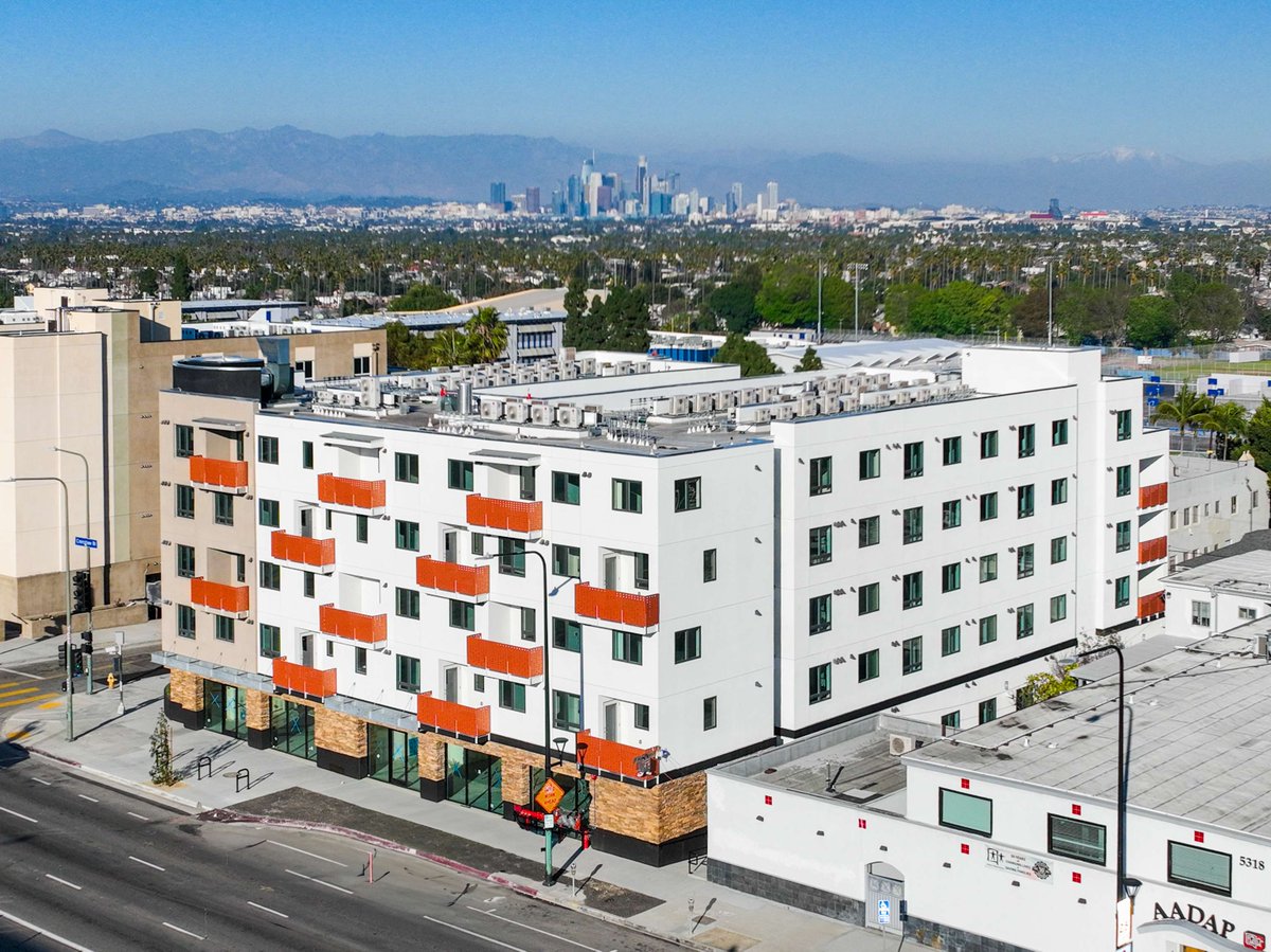 We’ve secured our 16th Certificate of Occupancy for Project Crenshaw at 5300, an 82-unit workforce housing development along Crenshaw Blvd, which runs along the K-Line!

➡️ Click here for leasing availability: linktr.ee/solaimpact?utm…