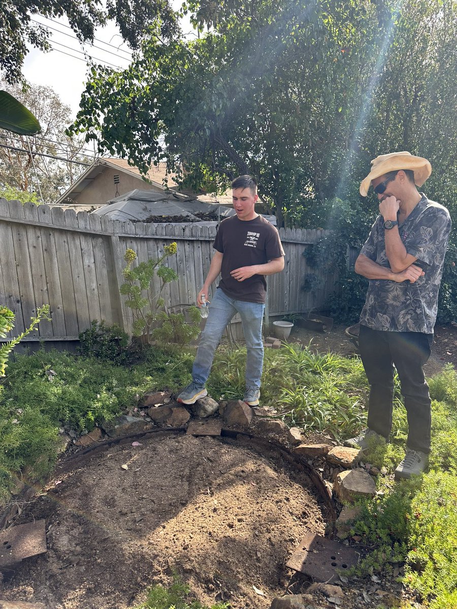 Seth Mallios tweet media