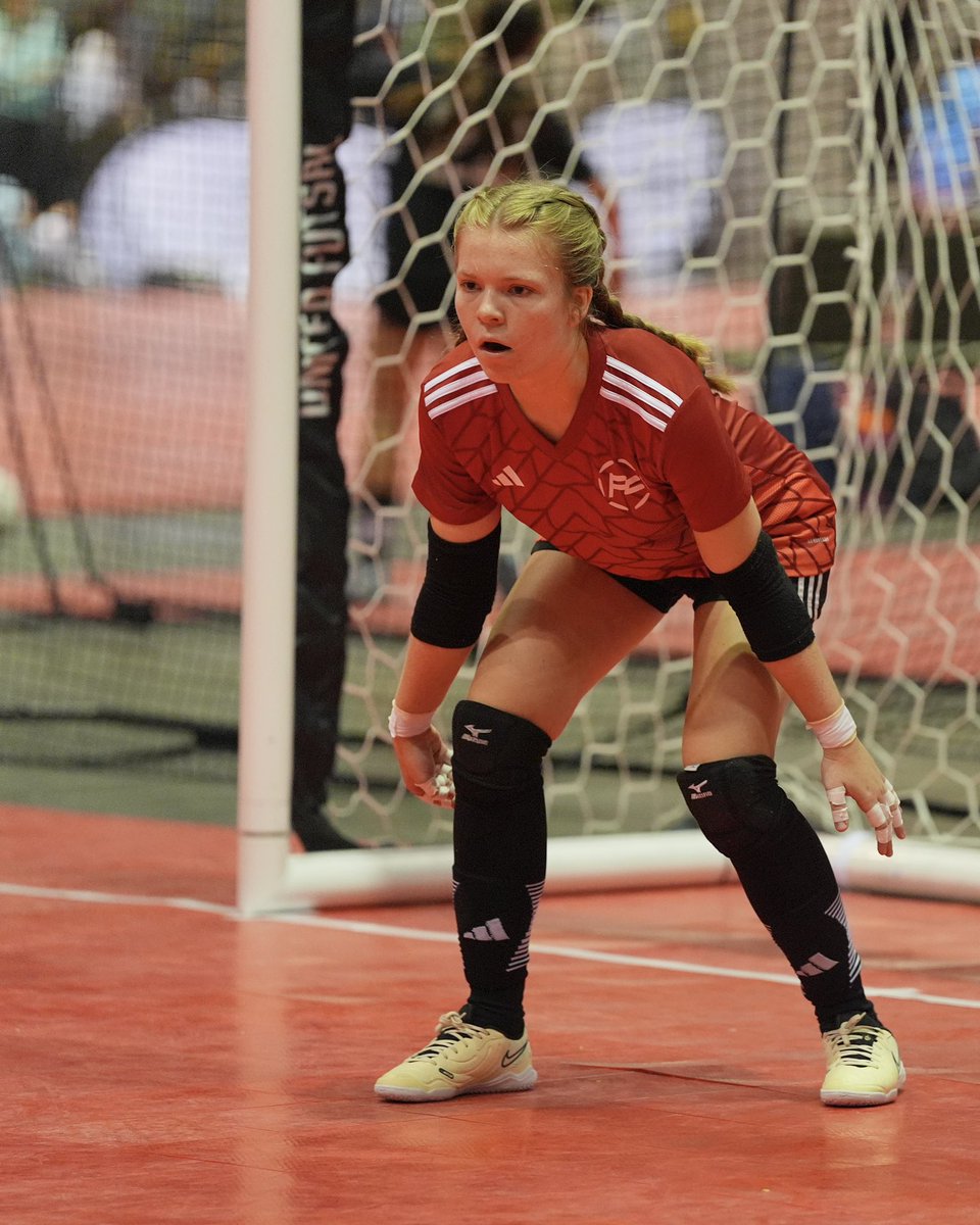 Today we celebrate the brave ones who dive without fear, stop the impossible, and are always there when the team needs them most. Happy Goalkeeper Day!🧤