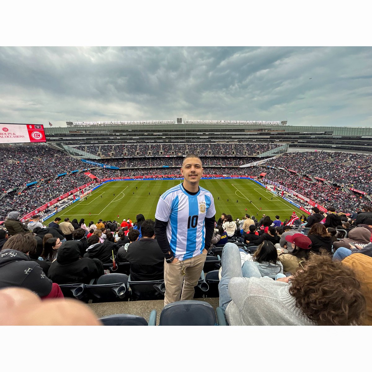 Tiger49516687's tweet photo. 😁😁❤️❤️ #Messi #ميسي https://t.co/41N5qfyOny
