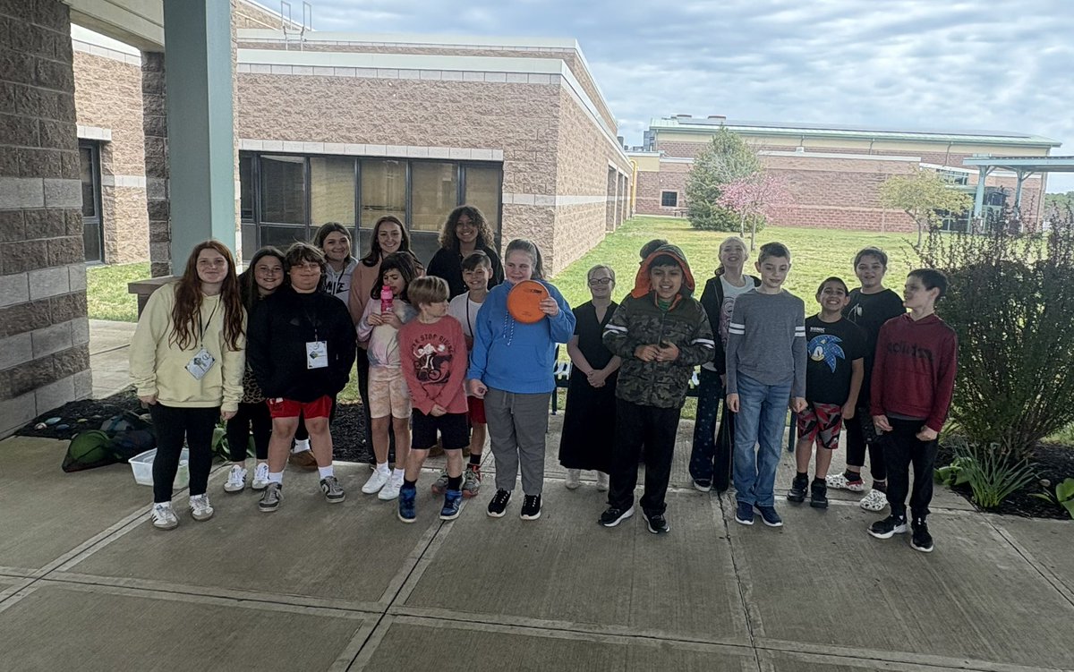 Jennifer Rowland tweet media