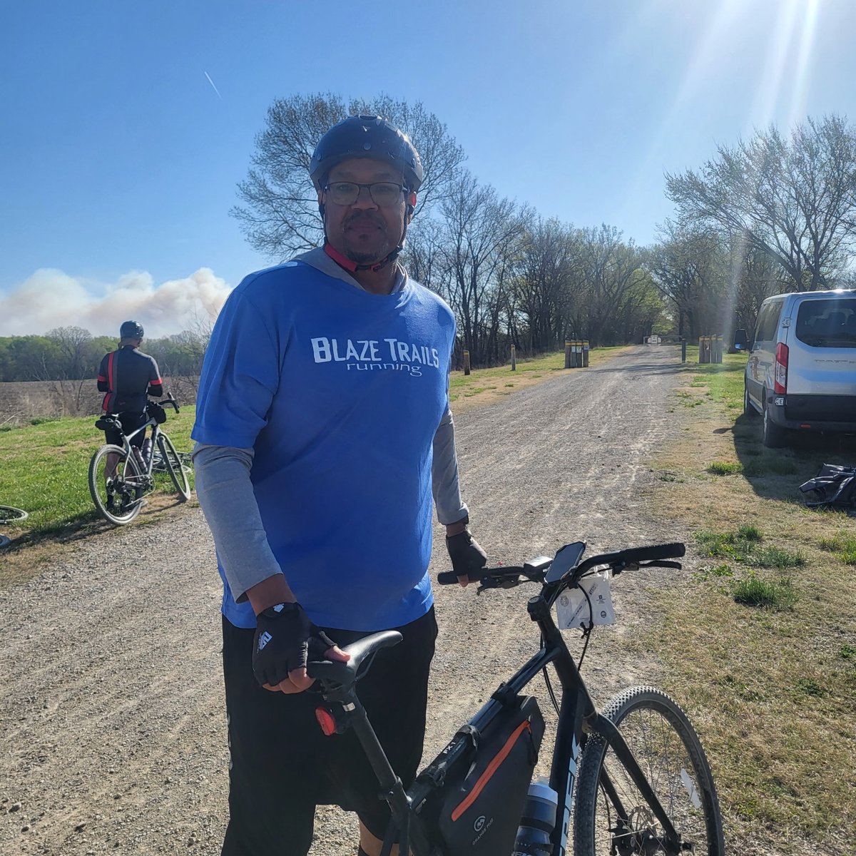 Megadromeas's tweet photo. Proof I can actually ride a bike https://t.co/jgBtqEq5Vu