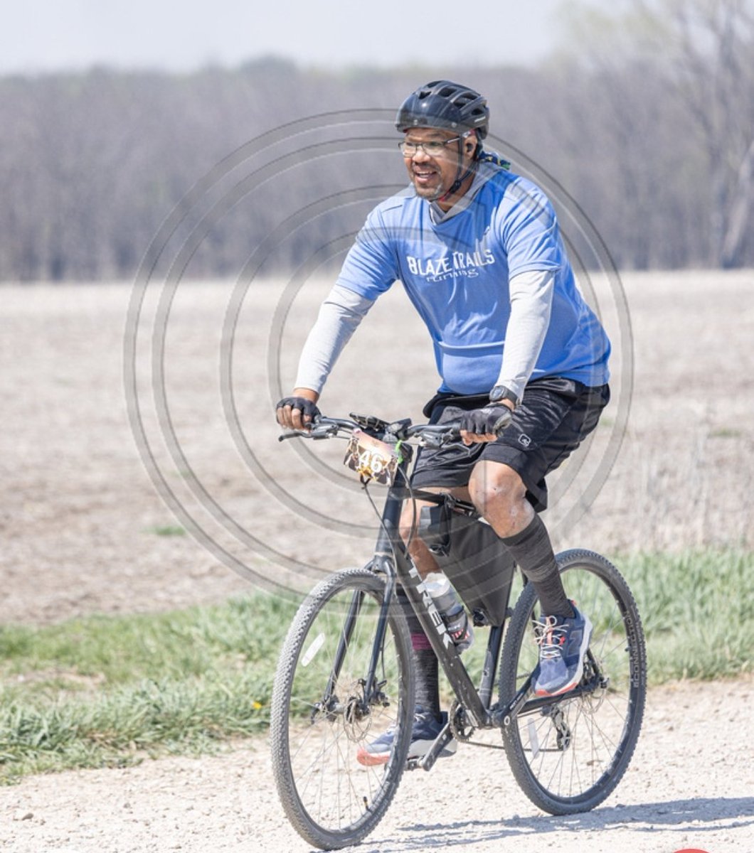 Megadromeas's tweet photo. Proof I can actually ride a bike https://t.co/jgBtqEq5Vu