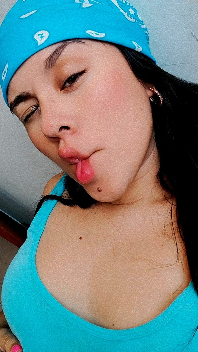 tessaarbit's tweet photo. Ven pa date un besito de pescadito🥺🥹🫣✨ https://t.co/6O6DMO5Rey