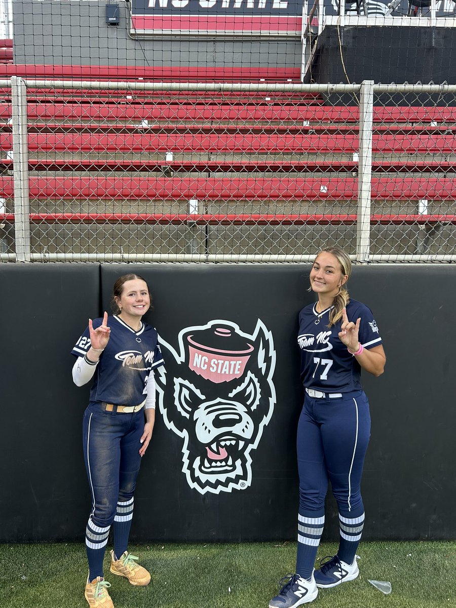 Chloe Wolfenbarger 2027 (@chloe_wolfey77) on Twitter photo Huge thank you to the coaches for the invite to the Pack Experience Camp! This weekend was unforgettable, I had a blast watching the Pack softball team play and even got an exclusive tour of their brand new locker room. I learned so much from all the coaches! <a href="/LLefty18/">Lindsay Leftwich</a> <a href="/boschml/">Michael Bosch</a> Huge thank you to the coaches for the invite to the Pack Experience Camp! This weekend was unforgettable, I had a blast watching the Pack softball team play and even got an exclusive tour of their brand new locker room. I learned so much from all the coaches! <a href="/LLefty18/">Lindsay Leftwich</a> <a href="/boschml/">Michael Bosch</a>