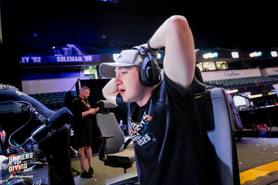 xSmitherss's tweet photo. Such an insane weekend with @GamersOutreach. TARP raised $160,500 and the whole event raised over 1.7 MILLION!!!!!! One of the best weekends of my life. https://t.co/Tj4H5ybYNx