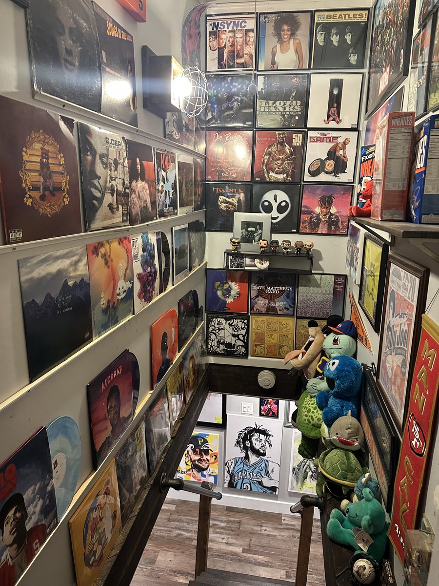 FRVNK_C's tweet image. I beg to differ