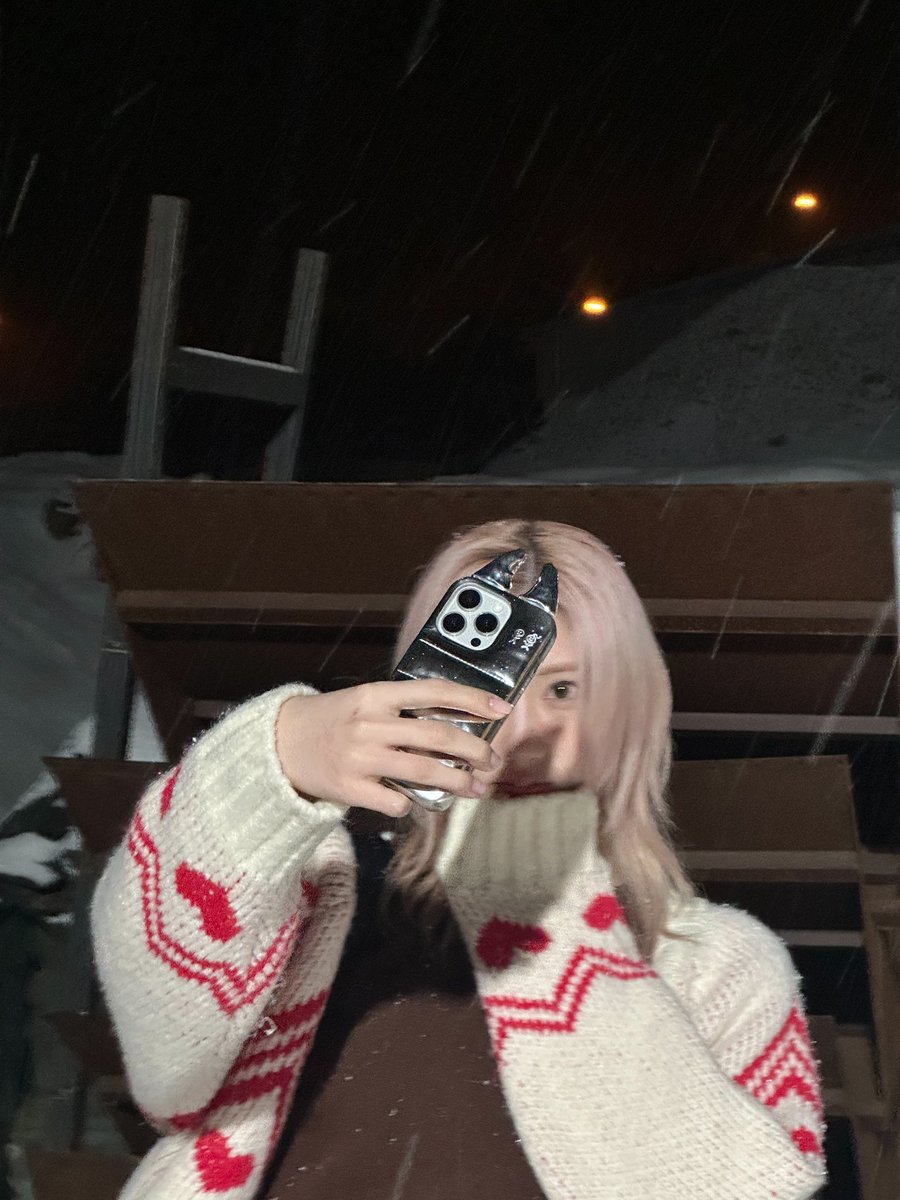 blake 하람· tweet media