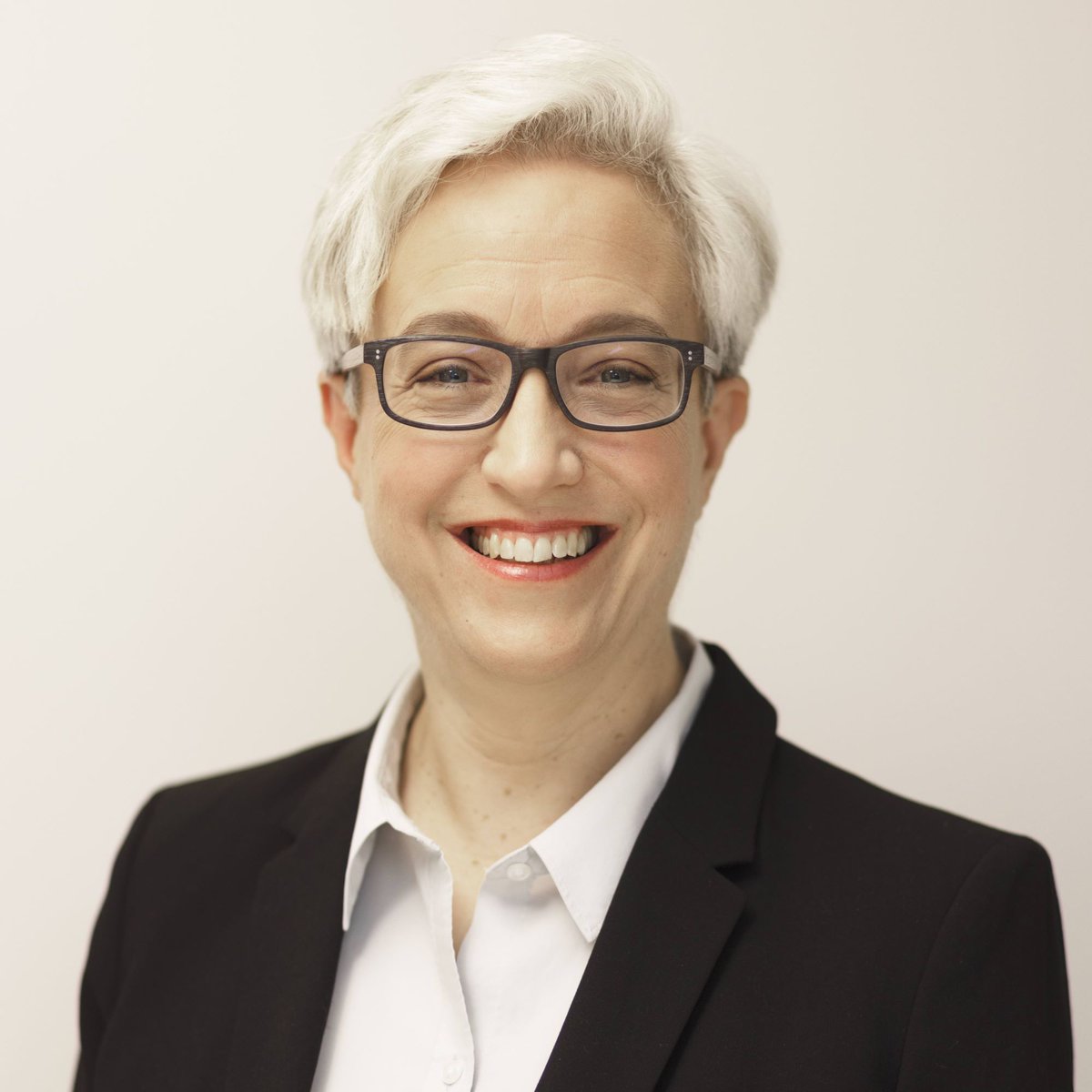 DougWahl1's tweet image. DO YOU APPROVE?

Oregon Governor Tina Kotek has directed the state's Department of Education to not comply with Trump's executive order and to continue pushing diversity, equity and inclusion in schools?

Your thoughts?