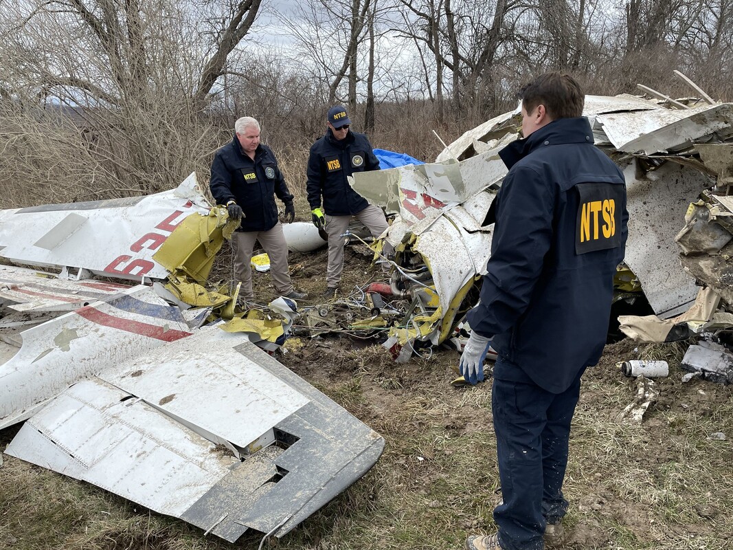 AvSourceNews's tweet image. The NTSB is retrieving wreckage from the fatal crash of a Mitsubishi MU-2B aircraft in Copake, New York, as further details of the flight's last moments come to light.

aviationsourcenews.com/investigation-…

#Copake #NewYork #NTSB #AvGeek