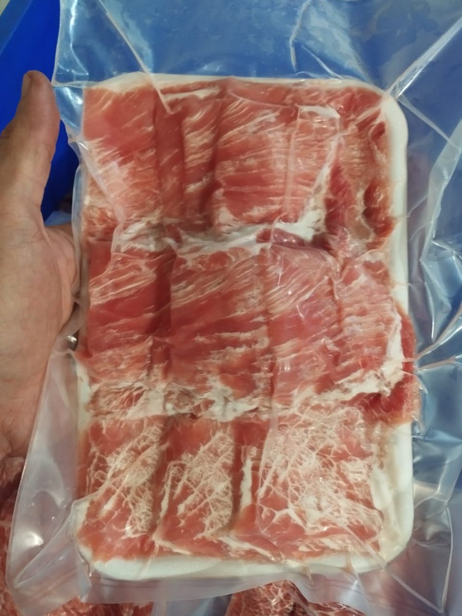 StRinnessa's tweet photo. Guys aku jual berbagai jenis daging dengan harga paling murah dari penjual manapun. Boleh pm aku untuk aku kirim detail &amp; pricelistnya ya. Langsung sebut tipe daging apa yg kamu mau. Dijamin 1000000% paling murah dari manapun💯💯💯

✨Disediakan tester untuk pembelian grosir ya✨ https://t.co/huj3Z6oXRY