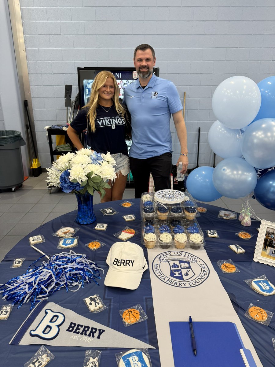 DenmarkHoops's tweet photo. Got to celebrate one of our senior leaders today on signing day. @BerryWBB got another good one! Congrats @Averyhuffmann you’ve got bright future ahead of you on and off the court. https://t.co/Zud9sAeQaj