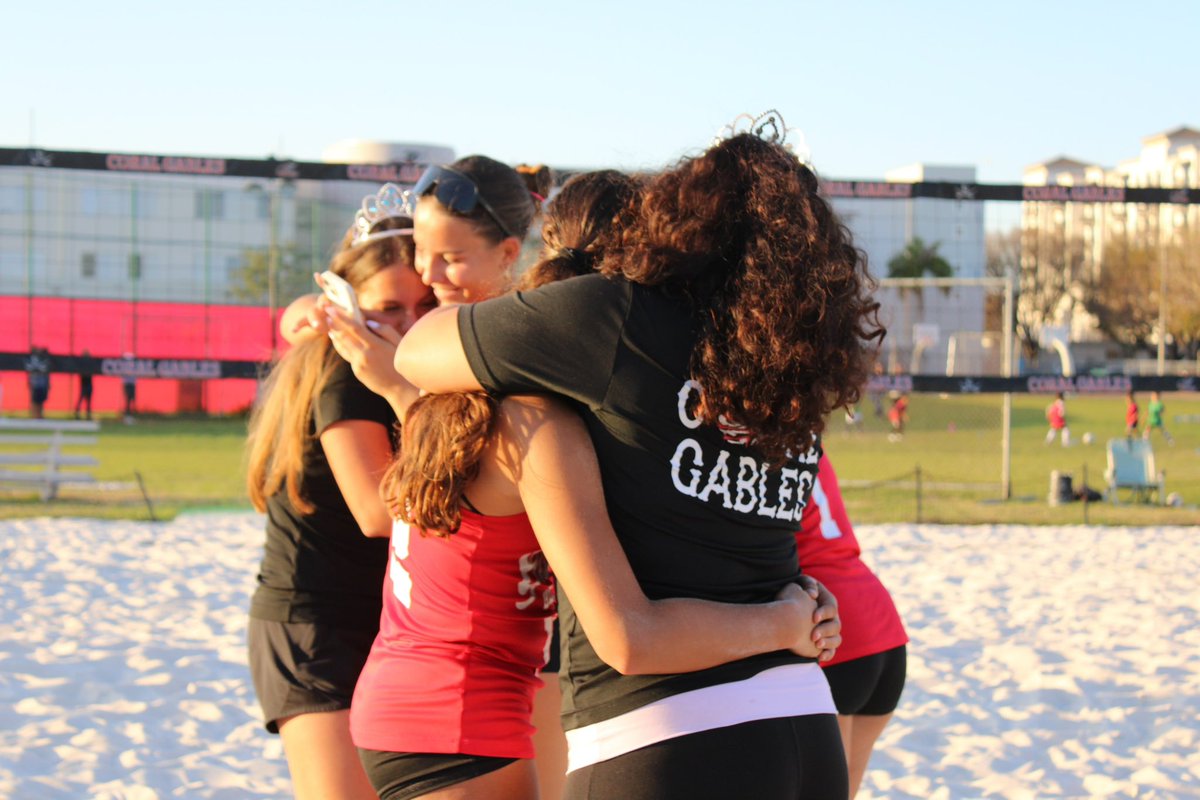 What an amazing afternoon for the Lady Cavalier beach Volleyball Team! Today, they  faced Reagan where they won 4-1 overall. The win is extra special as they celebrated senior night. We are so proud of everyone’s hard work and dedication.
#yourbestchoicemdcps #whygables