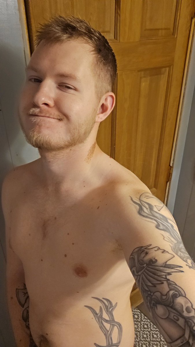 Mr_Wolfee's tweet photo. Been a hot minute since I posted, so here's a pre-shower pic🤷‍♂️😘
.
.
.
.
.
.
#gay #countrygay https://t.co/qeApgmXzmg