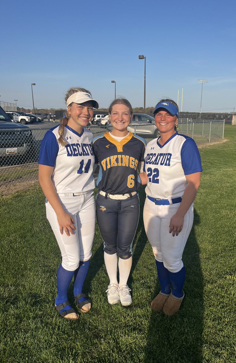 When the game brings the chance to play old teammates, it’s always fun! <a href="/AvaCalciano6/">Ava Calciano</a> always bringing 🔥